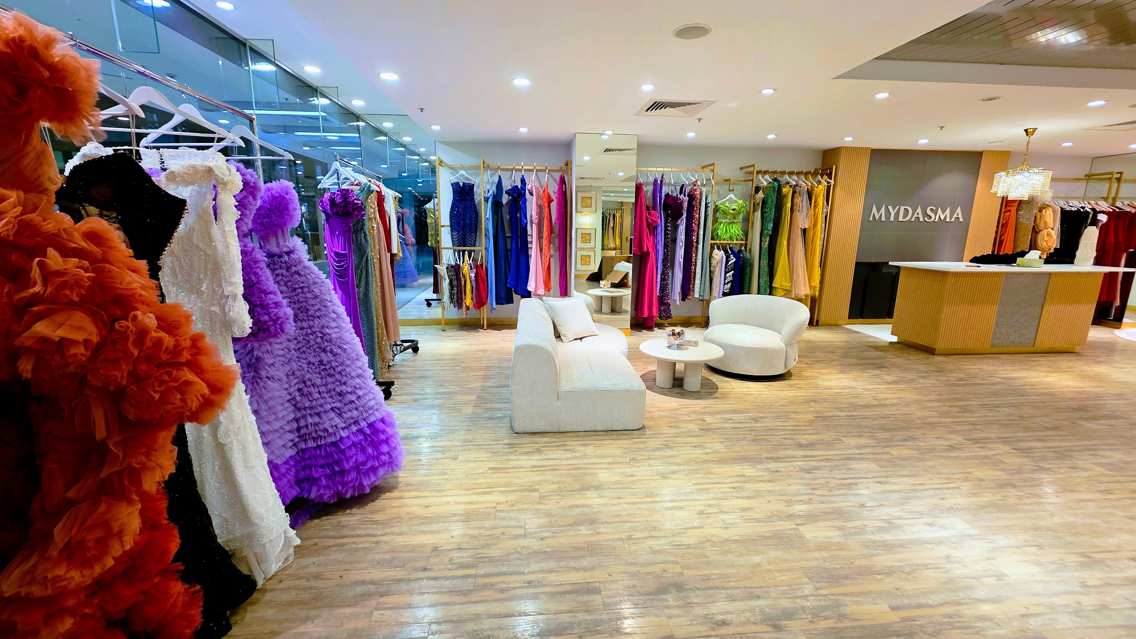 5 Main Reasons Brides Choose a Second Look | MyDasma
