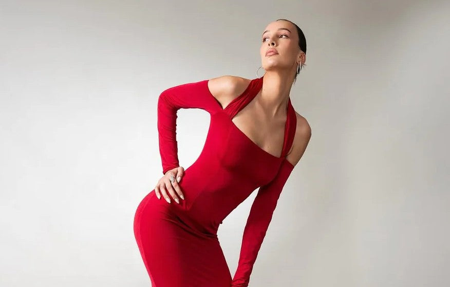 Your Best Friend Just Got Engaged — So What Do You Wear?