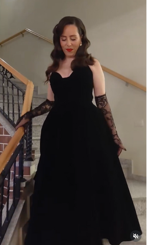 NOIR BLACK