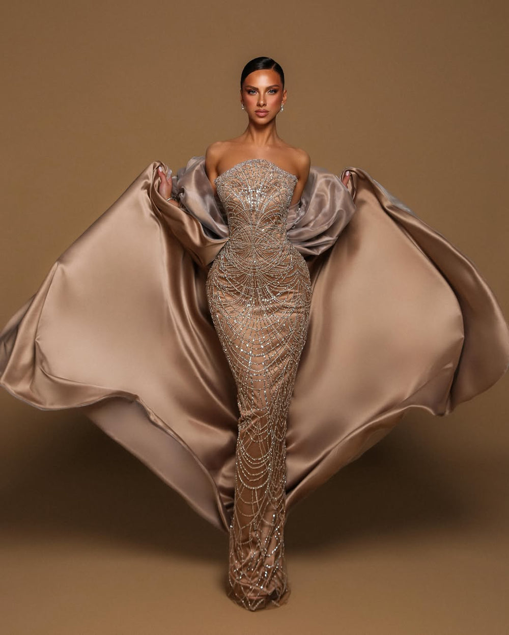 AURELIA VEIL